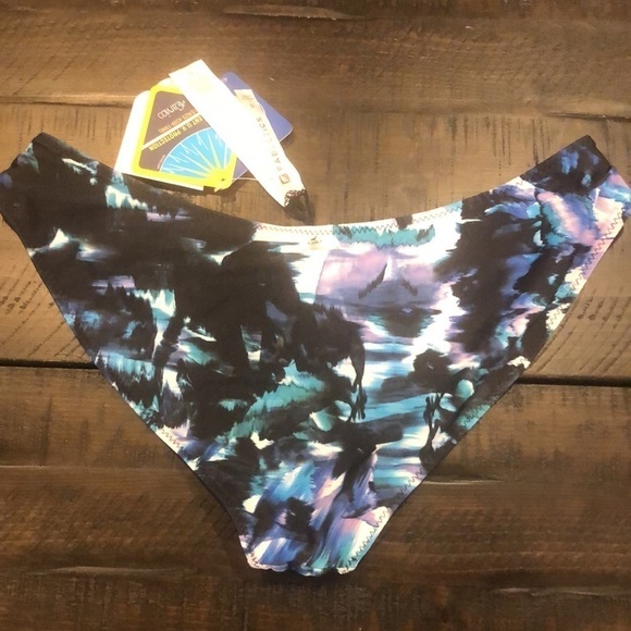 NWT Fabletics Olivia Reversible Bikini Swim Bottoms Monarch Print Sz S Swimwear - Picture 5 of 16